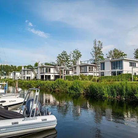 Villa With Roof Terrace Near The Veluwemeer *