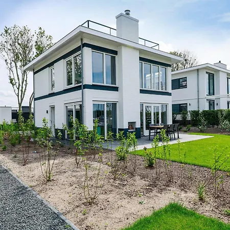 Villa With Roof Terrace Near The Veluwemeer *